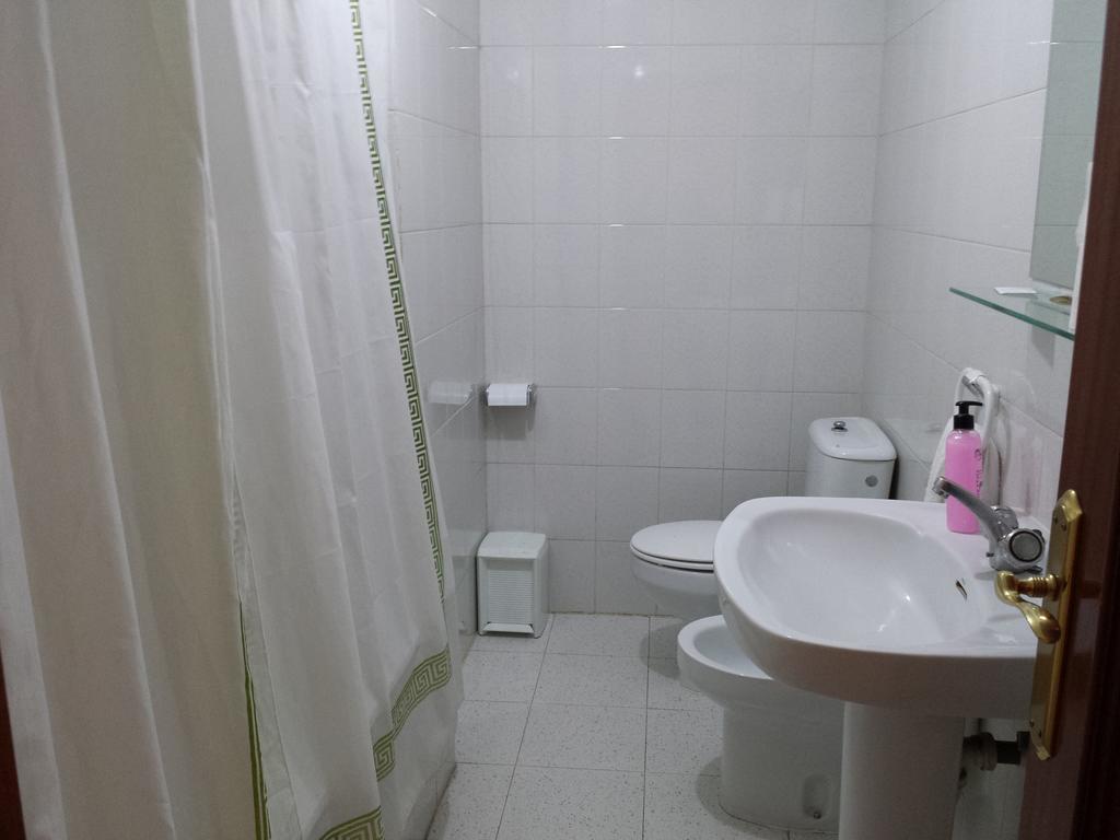 Hostal Atila Ricobayo Værelse billede